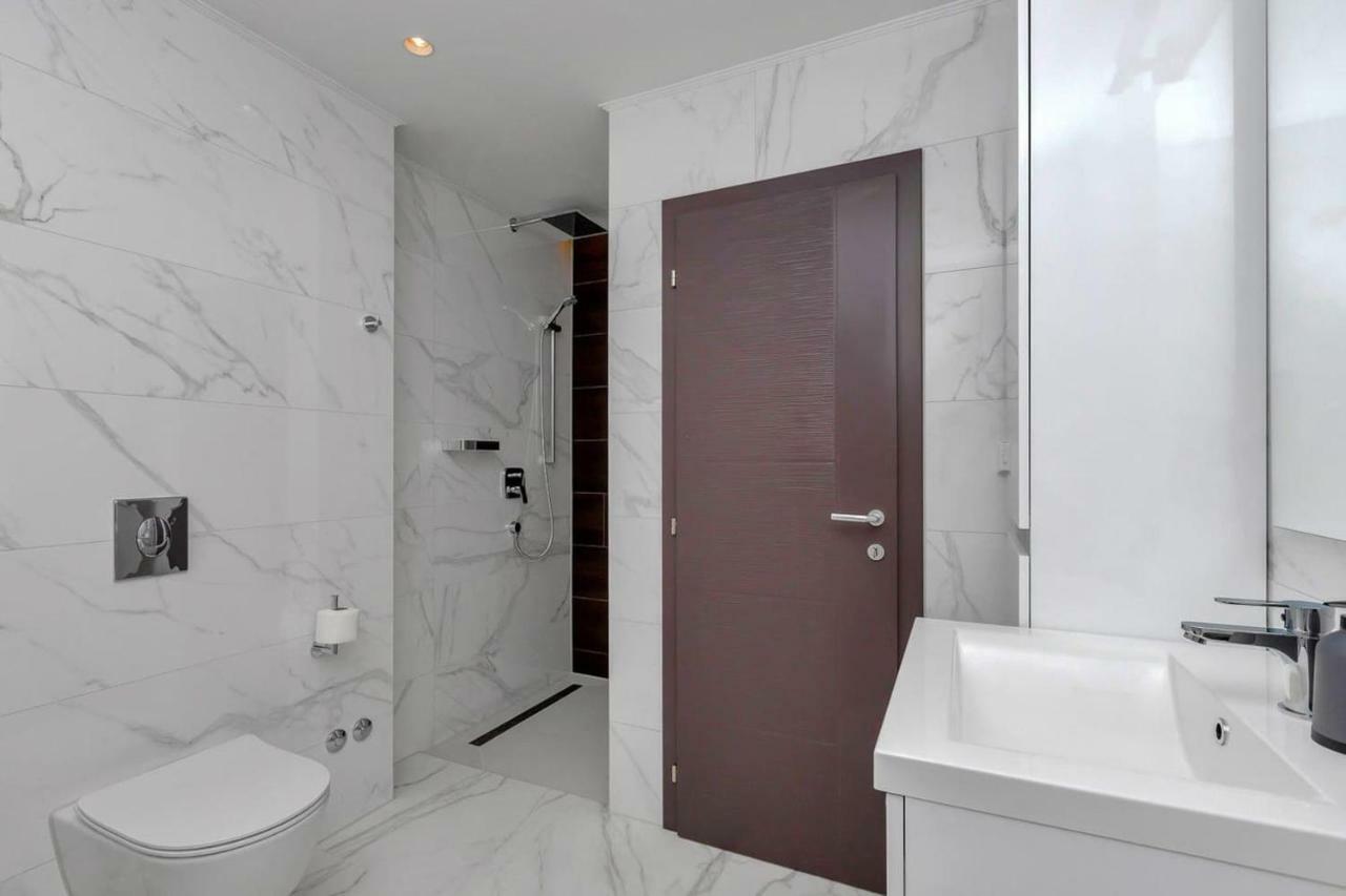 Holiday Home E Bast ภายนอก รูปภาพ