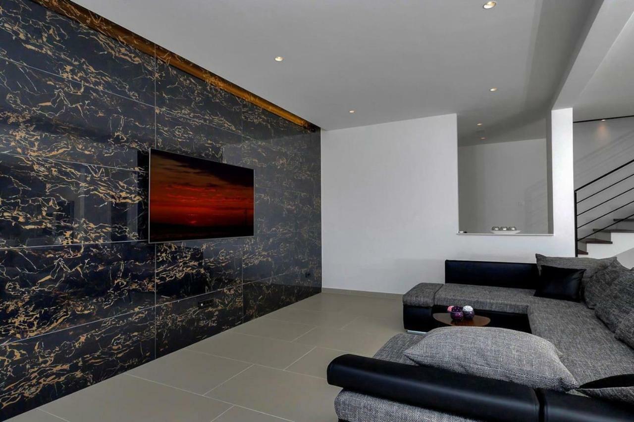 Holiday Home E Bast ภายนอก รูปภาพ